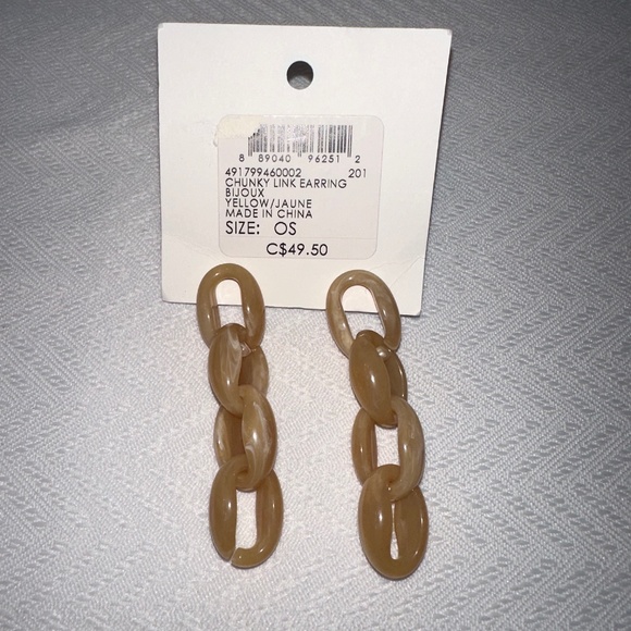 Club Monaco Beige link Earrings - Picture 2 of 6